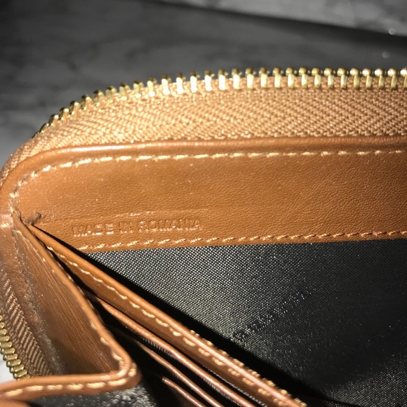 BURBERRY SMOKED CHECK WALLET - Picture 4 of 5
